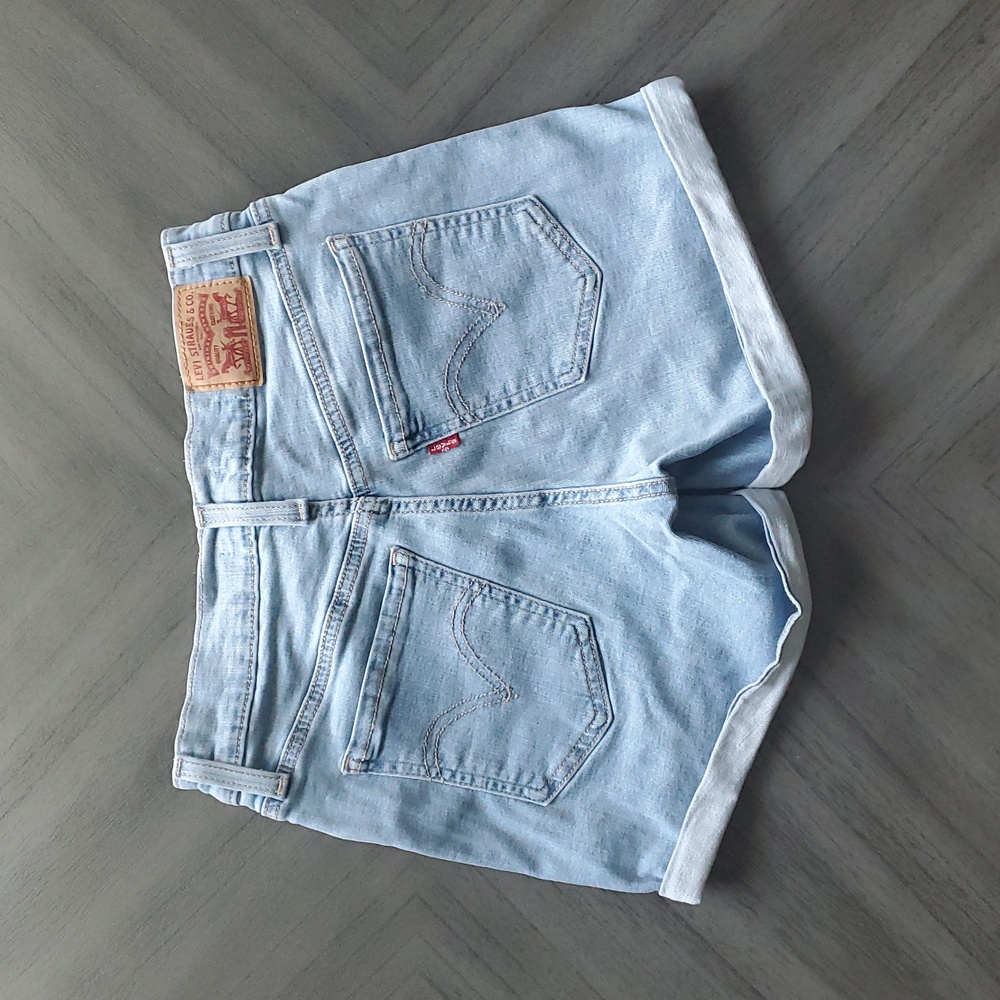 Levi's Mid-Rise Shorts - Picture 9 of 11